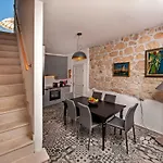 Seaview House Rosali בית נופש *