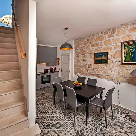 Seaview House Rosali Nyaraló *