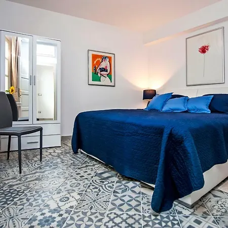 Vakantiehuis Seaview House Rosali *